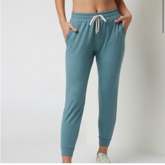 Vuori Pants - Vuori Women's Performance Jogger
Iron Heather